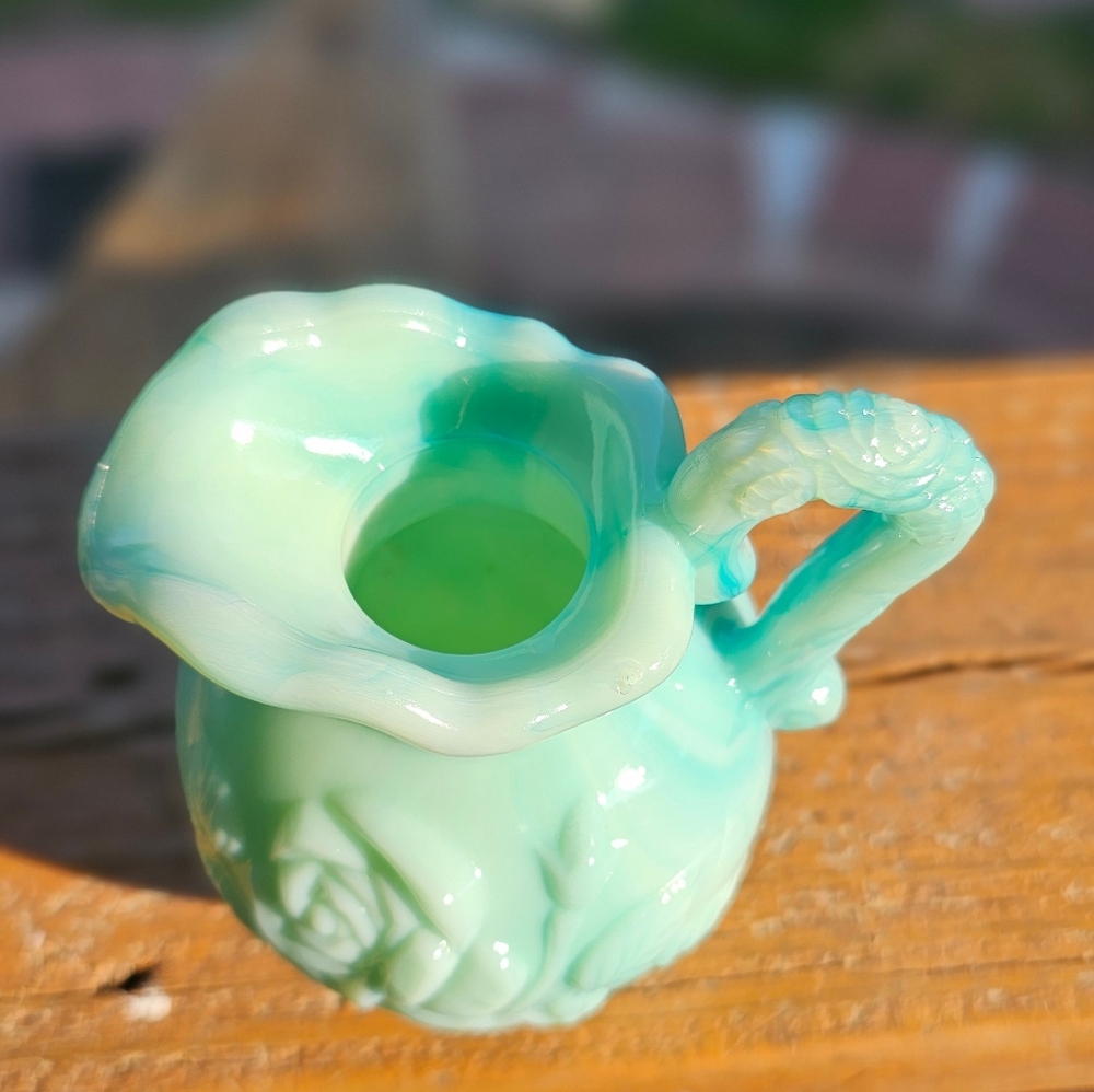 Avon Vintage 1970s Aqua Swirl Floral Rose Decanter Pitcher 4.5 Inch Tall EUC - Picture 10 of 16